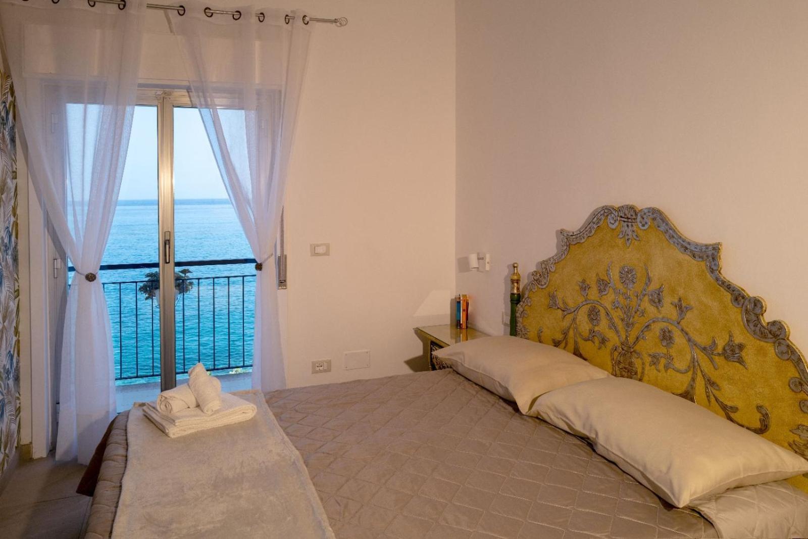 Zia Rina Apartment Naxos Giardini Naxos Esterno foto